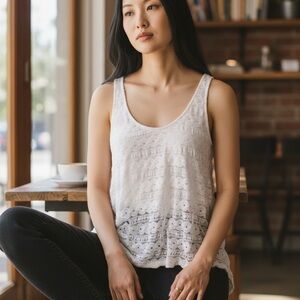 Lovemarks White Tank Top Size XS